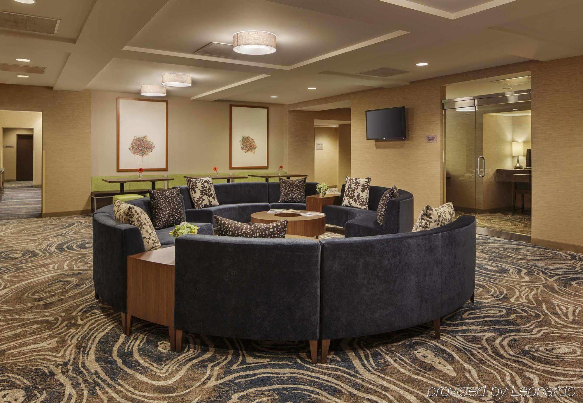 Courtyard By Marriott Center Hotel 4*